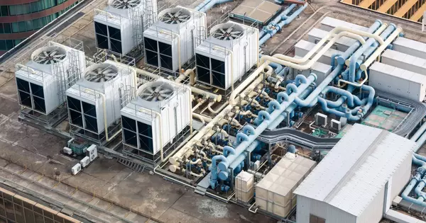 Niveausensor ADAPT für Kälteanlagen – Zuverlässige Flüssigkeitskontrolle bis 160°C